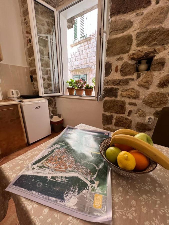 Royal House Apartment Котор Екстериор снимка