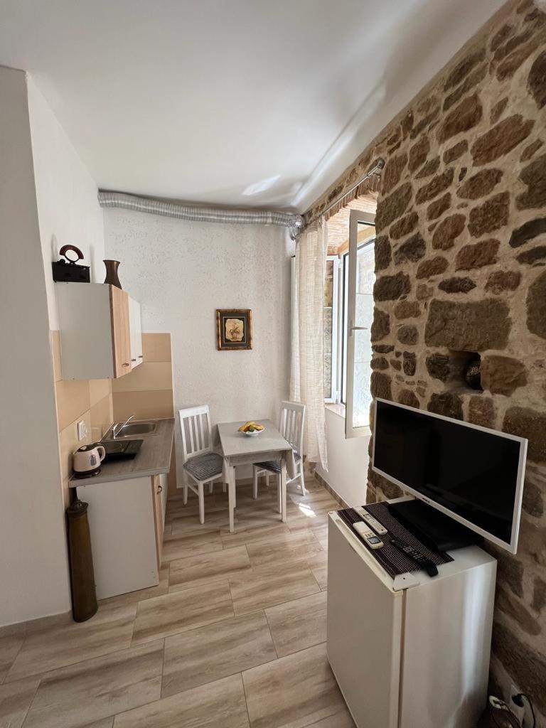 Royal House Apartment Котор Екстериор снимка