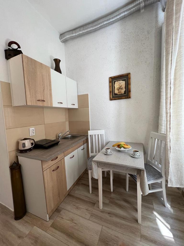 Royal House Apartment Котор Екстериор снимка